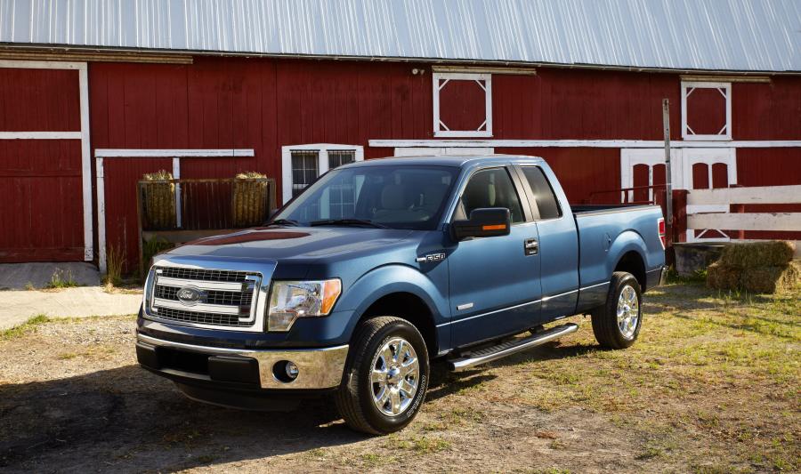  Ford F-150 XLT 2013 года  (фото 1 из 11)